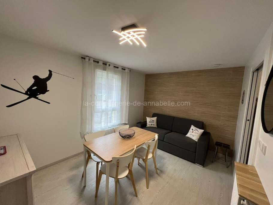 Appartement 4 personnes, pied des pistes, WIFI, Netflix, Lave-vaisselle