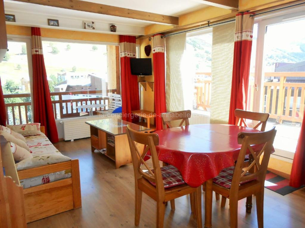 Studio confortable avec grand balcon aux Deux Alpes