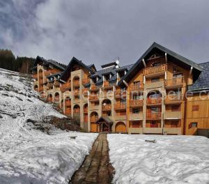 Pluton B63 à Les Deux Alpes