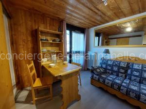Studette rénovée pour 2 au pied des pistes, centre Les Deux Alpes - FR-1-516-134 à Les Deux Alpes