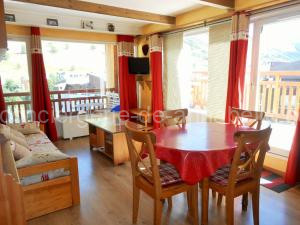Studio confortable avec grand balcon aux Deux Alpes - FR-1-516-87 à Les Deux Alpes