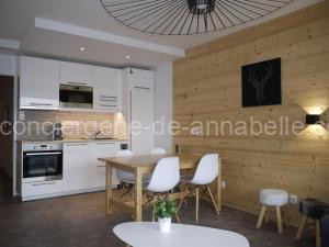 Les 2 Alpes - Charmant apt rénové 2 chambres, balcon, proche pistes - FR-1-546-32 à Les Deux Alpes