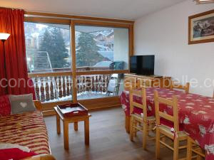 Grand Appartement aux Deux Alpes - 6 Pers, 2 Ch, Balcon - Proche des Pistes - FR-1-546-29 à Les Deux Alpes
