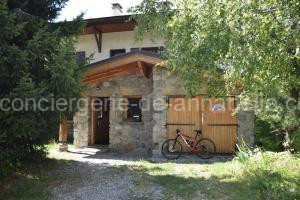 Chalet L Olan 15p Emplacement exceptionnel grand terrain à Les Deux Alpes